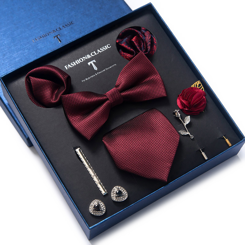 Holiday Present Tie Handkerchi - Cufflink Box Set recension och pris